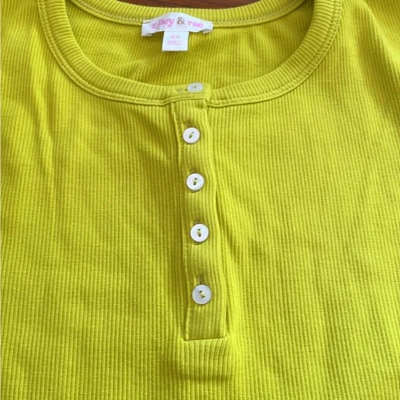 Riley & Rae XS Rib Knit Top - Picture 2 of 7